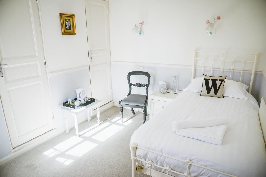 The Woodlands Hotel Сидмаут Номер фото